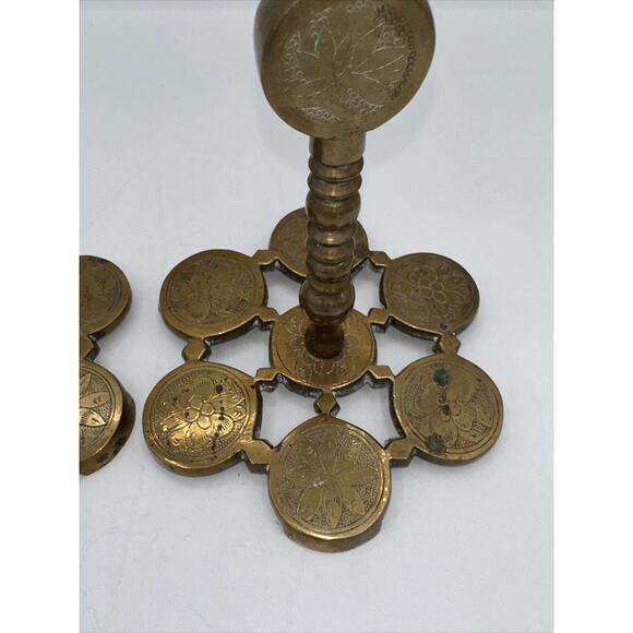 VTG BRASS CANDLE HOLDERS Set 2 ENGRAVED FLORALS. 8" CANDLESTICKS Mantle Decor - Picture 3 of 6